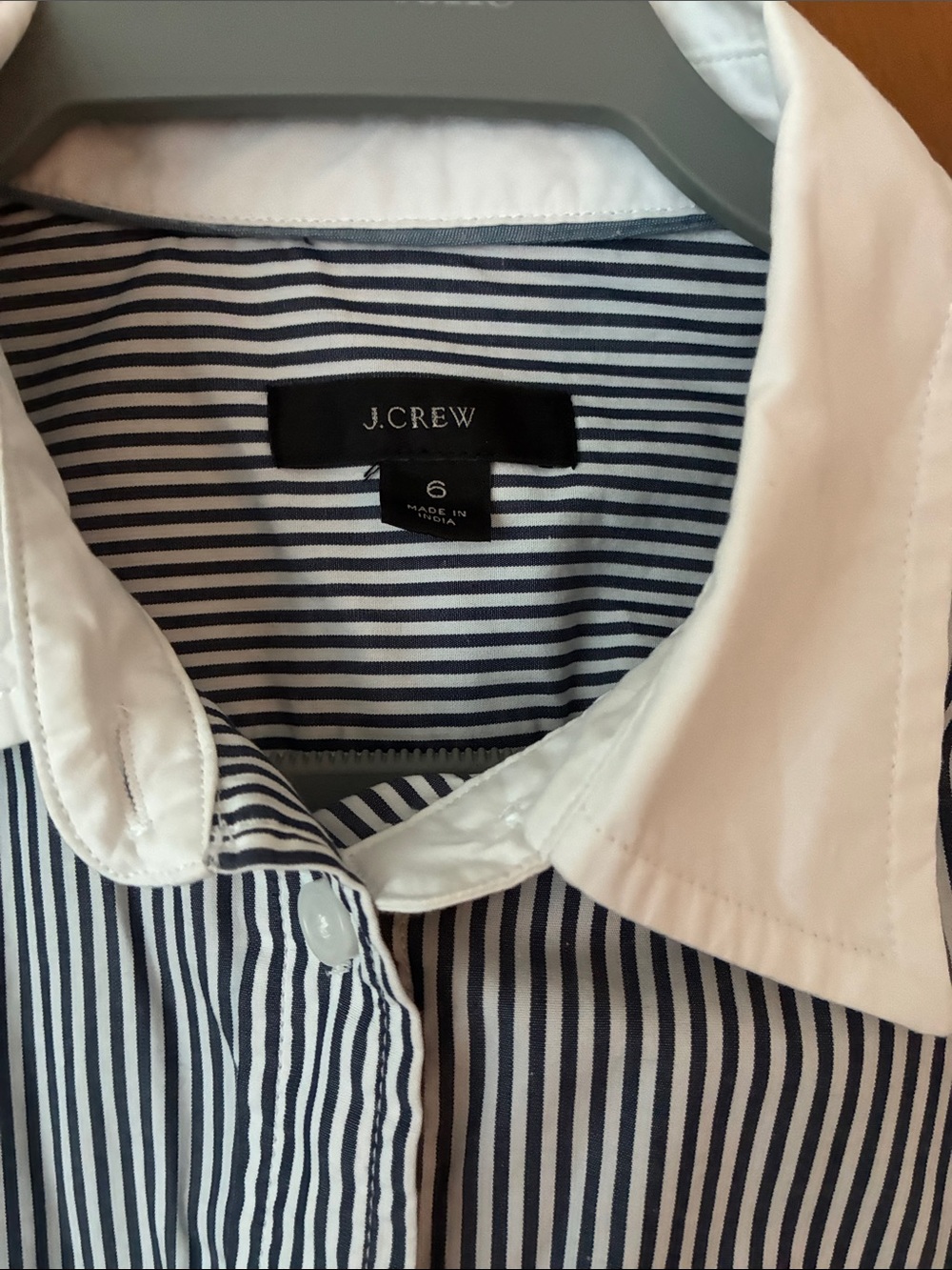 J.Crew Relaxed-fit cropped cotton poplin shirt in stripe - Picture 5 of 7